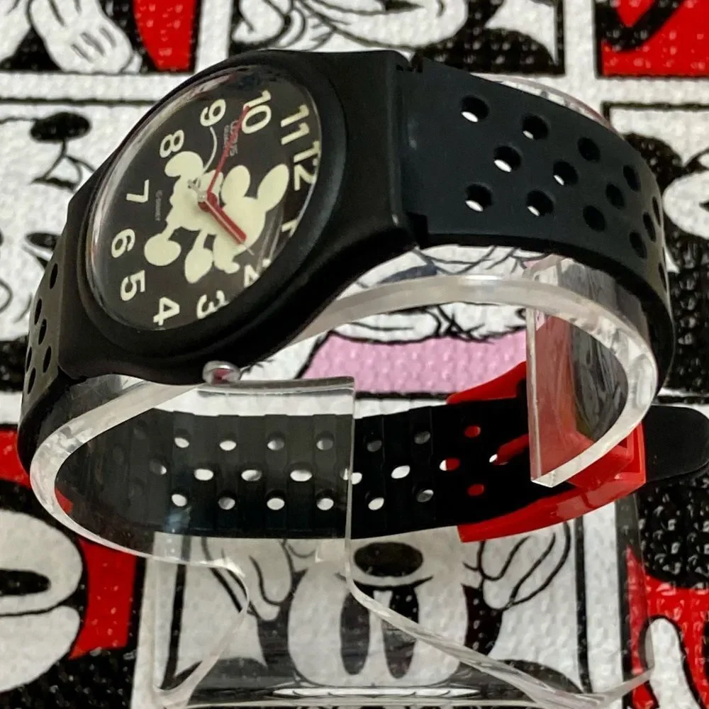 Vintage Disney X Lorus by Seiko Running Mickey Mouse Glow in the Dark Watch